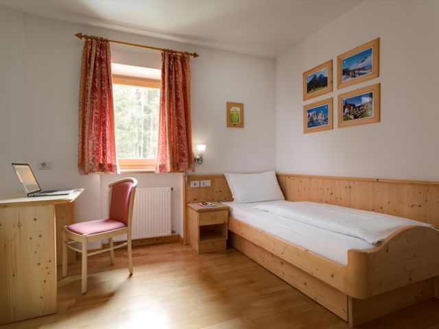 26-senzabal